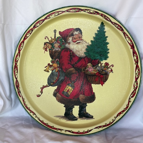 Christmas in June: Platter and Two Baskets 🧺 🎅🏻 - Picture 10 of 12